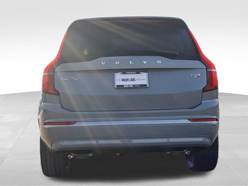 New 2026 Volvo XC90 T8 Plus w/ Protection Package image 6