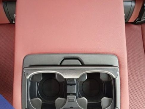 Certified 2024 BMW 330i Sedan w/ M Sport Package image 15