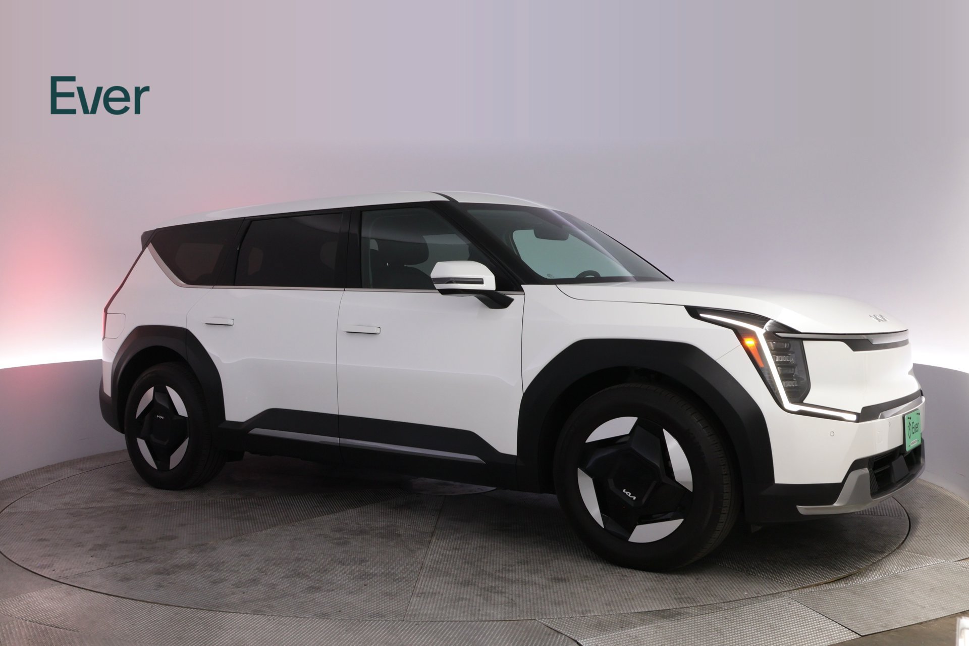 Used 2024 Kia EV9 Light Long Range RWD image 14