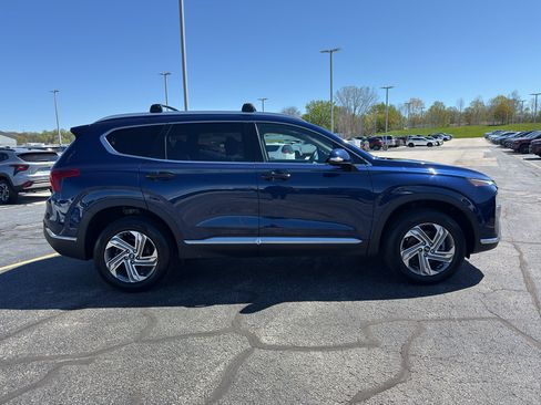 Used 2021 Hyundai Santa Fe SEL w/ Convenience Package AWD/4WD image 4