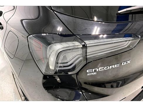 Used 2024 Buick Encore GX Avenir w/ Avenir Technology Package image 30