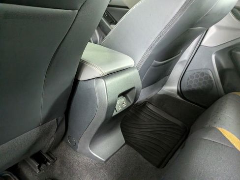 Used 2024 Subaru Crosstrek 2.5i Sport image 29