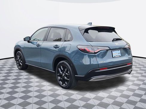 Used 2023 Honda HR-V Sport image 4