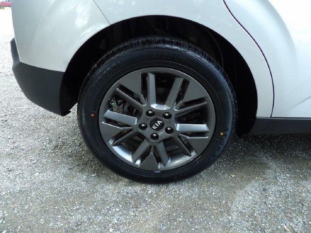 Used 2021 Kia Soul S FWD image 9