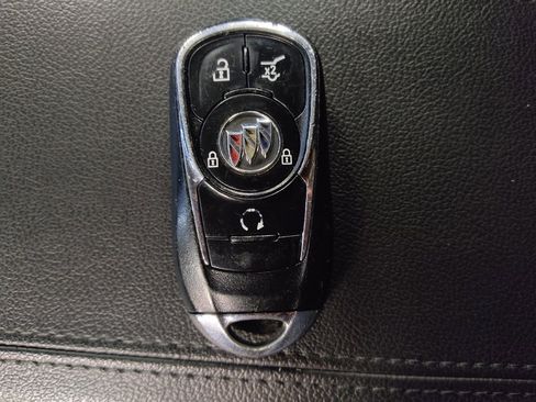 Used 2021 Buick Encore GX Select FWD image 32