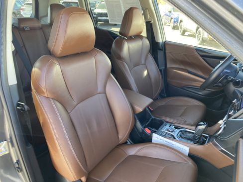 Used 2021 Subaru Forester Touring w/ Popular Package #2 image 21