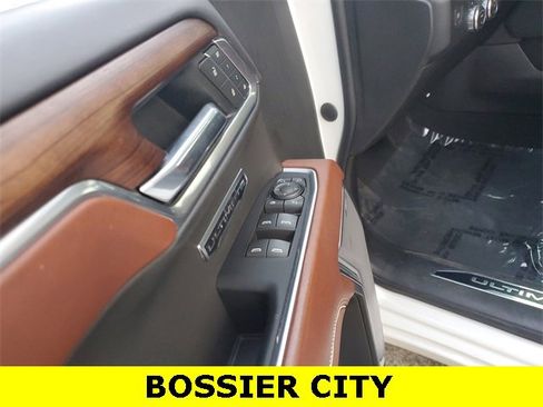 Certified 2022 GMC Sierra 1500 Denali Ultimate image 12