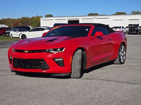 Used 2017 Chevrolet Camaro SS image 3