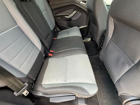 Used 2014 Ford Escape SE w/ Equipment Group 201A FWD image 11