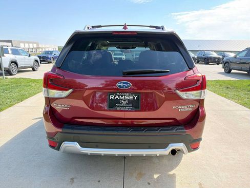 Used 2022 Subaru Forester Touring w/ Popular Package #2 AWD/4WD image 5