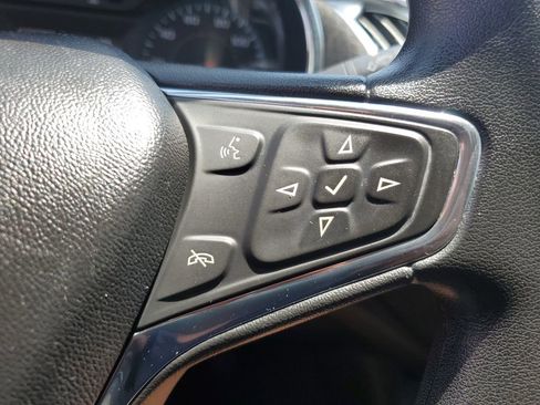 Used 2017 Chevrolet Malibu LT FWD image 23