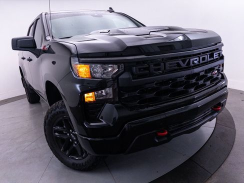 Used 2024 Chevrolet Silverado 1500 Custom Trail Boss AWD/4WD image 6