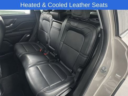 Used 2022 Lincoln Corsair Reserve image 12