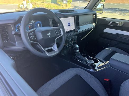 New 2025 Ford Bronco 2-Door AWD/4WD image 2