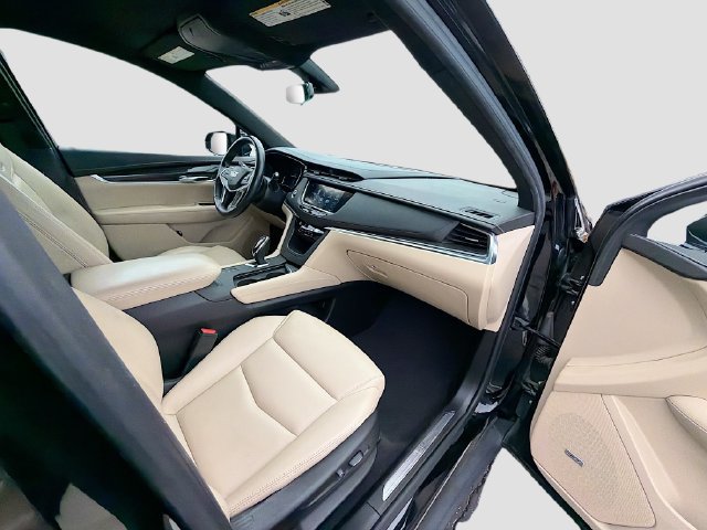 Used 2018 Cadillac XT5 AWD image 33
