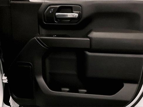 Used 2025 Chevrolet Silverado 3500 W/T image 17