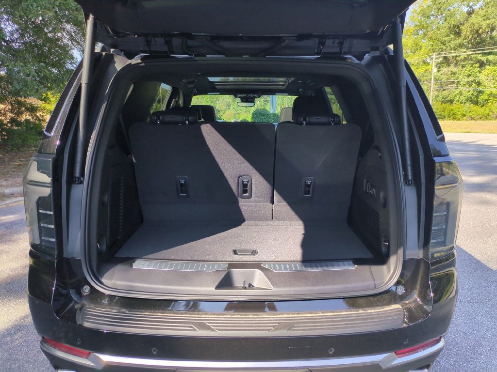 New 2026 Chevrolet Tahoe High Country AWD/4WD image 36
