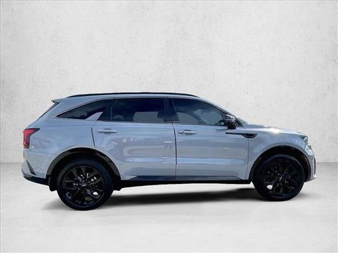 Used 2023 Kia Sorento SX FWD image 5