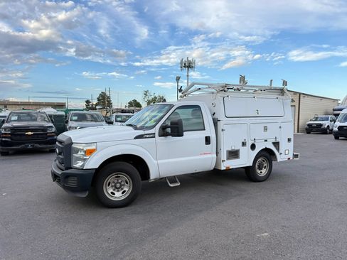 Used 2013 Ford F350 XL RWD image 2