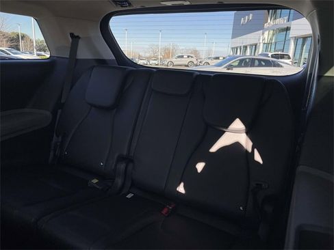 New 2026 Kia Carnival image 25