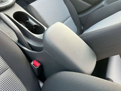 Used 2023 Hyundai Kona SE image 23