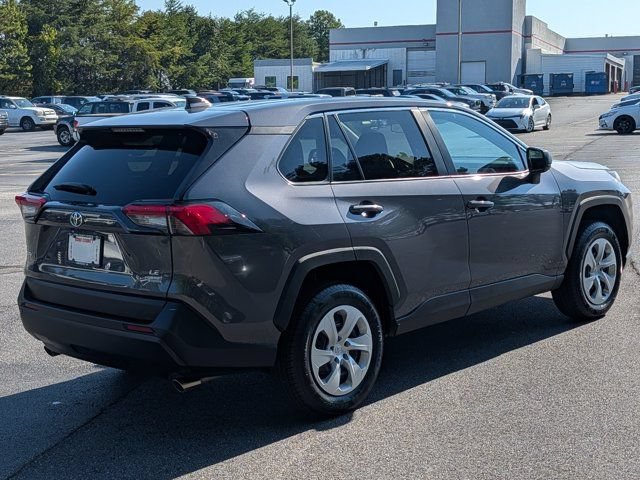 Used 2024 Toyota RAV4 LE FWD image 7