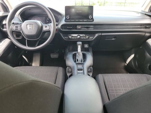 Used 2023 Honda HR-V LX image 15