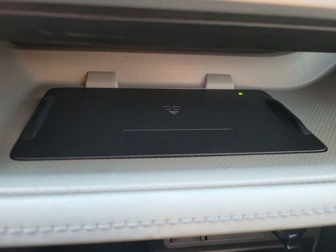 Used 2023 Toyota Highlander Limited image 23