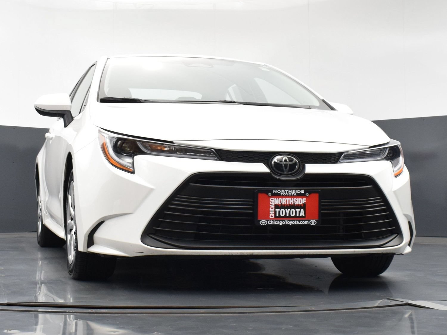 Used 2025 Toyota Corolla LE FWD image 28