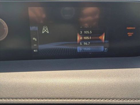 Used 2022 Lexus UX 200 w/ Accessory Package (Z2) FWD image 12