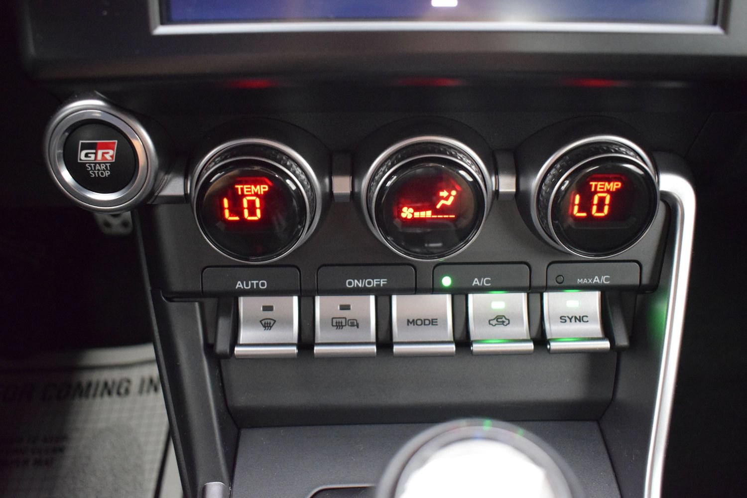 Used 2025 Toyota GR86 Premium RWD image 16