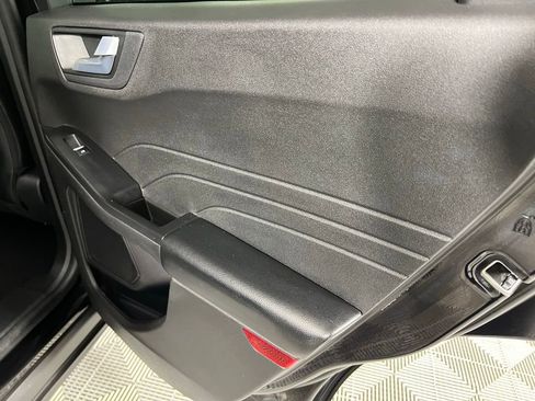 Used 2025 Ford Escape ST-Line image 28