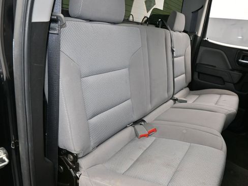 Used 2018 Chevrolet Silverado 1500 Custom w/ Custom Value Package image 34