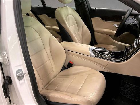 Used 2016 Mercedes-Benz C 300 4MATIC Sedan image 28