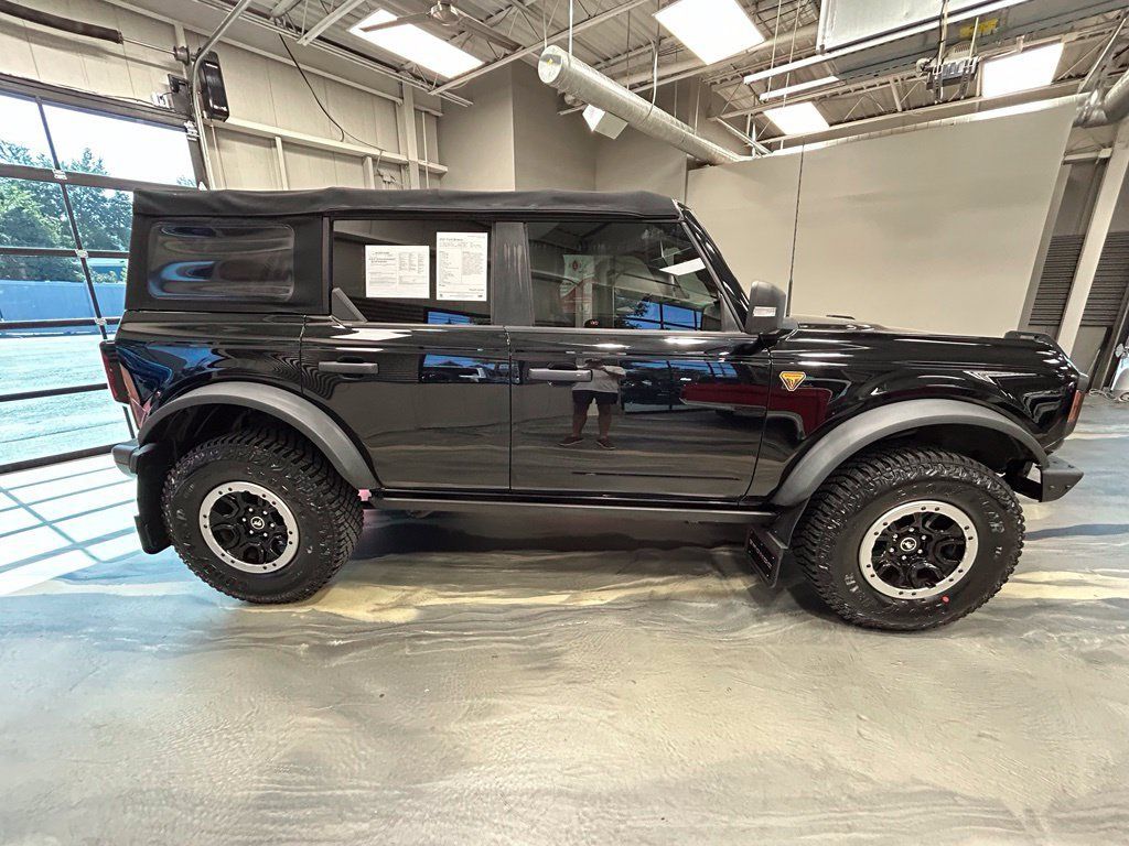 Used 2021 Ford Bronco Badlands w/ Sasquatch Package AWD/4WD image 34
