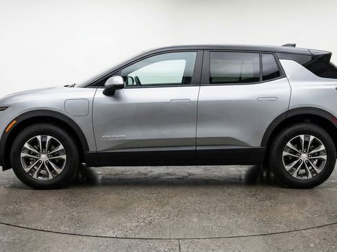 Used 2025 Chevrolet Equinox LT FWD image 5