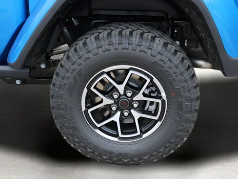 New 2026 Jeep Gladiator Mojave AWD/4WD image 9