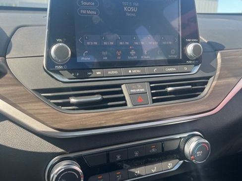 New 2025 Nissan Altima 2.5 SV image 13