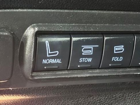 Used 2016 Ford Explorer Limited image 33