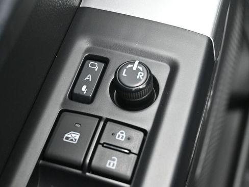 Used 2024 Toyota Tundra Platinum image 13