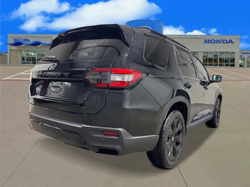 New 2026 Honda Pilot Black Edition image 5