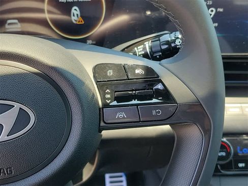 New 2025 Hyundai Elantra SEL image 21