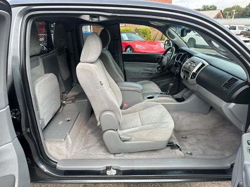 Used 2009 Toyota Tacoma 2WD Access Cab image 13