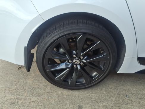 Used 2024 Toyota Corolla SE FWD image 9