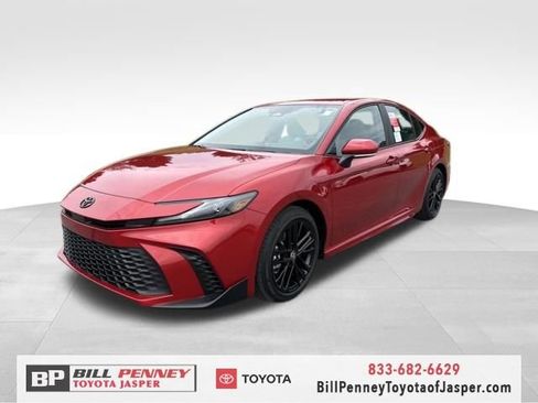 New 2026 Toyota Camry SE image 1