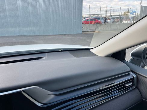 Used 2025 Toyota Camry LE image 34