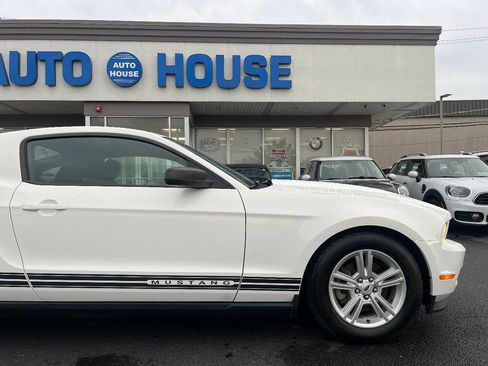 Used 2011 Ford Mustang Coupe w/ 101A Rapid Spec Order Code image 30