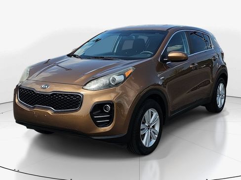 Used 2018 Kia Sportage LX AWD/4WD image 10