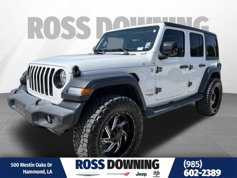 Used 2018 Jeep Wrangler Unlimited Sport S AWD/4WD image 1