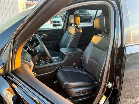 Used 2023 Chevrolet Traverse Premier w/ Redline Edition image 10